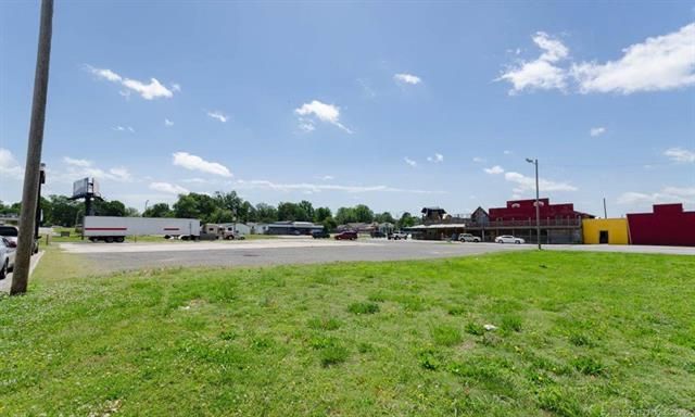 217 S 32nd St, Muskogee, OK 74401